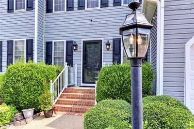 View of entrance to property | Image 2