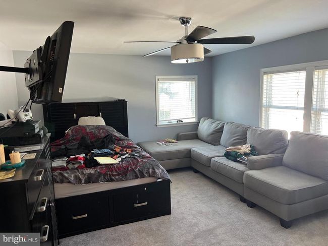 39 Shellflower Rd, House other with 5 bedrooms, 3 bathrooms and null parking in LEVITTOWN PA | Image 52