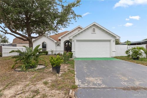 1511 N Santa Fe St, Alton, TX, 78573-7519 | Card Image