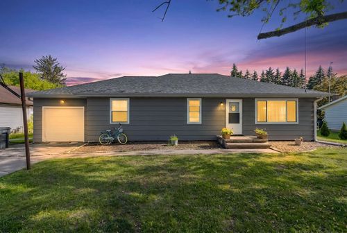 2715 W 1st Avenue, GRAND CHUTE, WI, 54914 | Card Image