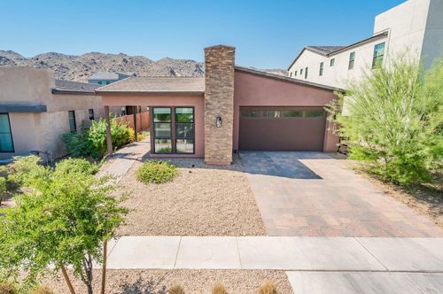 923 E Paseo Way, Phoenix, AZ, 85042 | Card Image