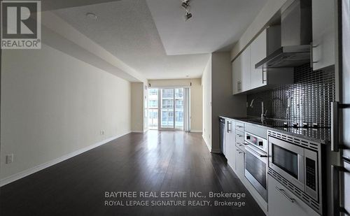 622-352 Front St W, Toronto, ON, M5V0K3 | Card Image