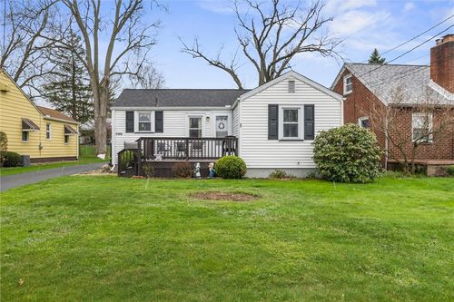 1104 Leslie St, Sharon, PA, 16146-3034 | Card Image