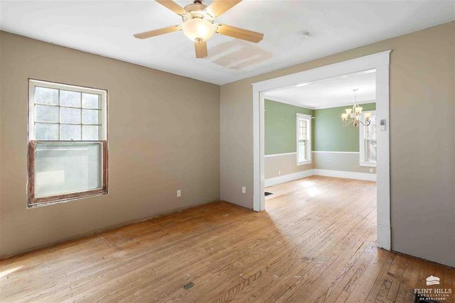220 S 8 Th St, House other with 4 bedrooms, 3 bathrooms and null parking in Manhattan KS | Image 8
