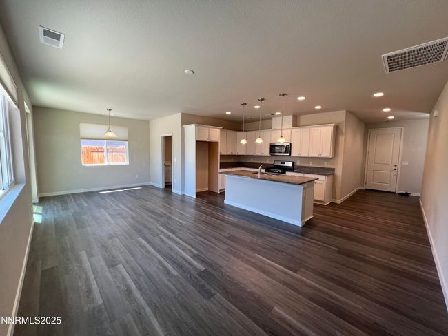573 Country Hollow Dr, House other with 3 bedrooms, 2 bathrooms and 2 parking in Fernley NV | Image 9
