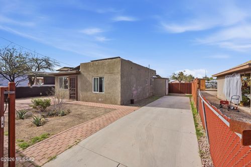 1337 W El Rio Drive, Tucson, AZ, 85745 | Card Image