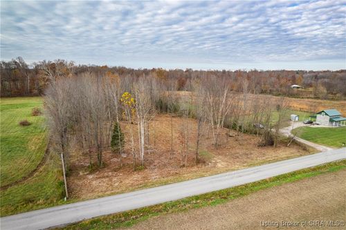 517 Biggs Rd, Memphis, IN, 47143-9258 | Card Image