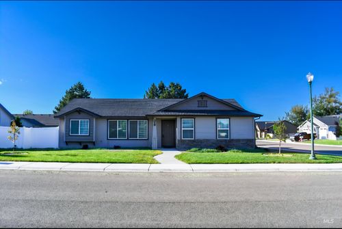 319 Magnolia Ave, Fruitland, ID, 83619-5080 | Card Image