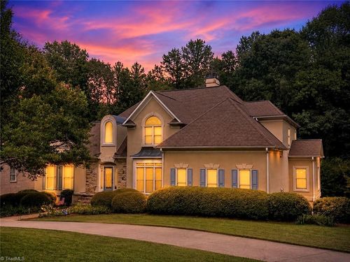 113 Finborough Ct, Kernersville, NC, 27284-8382 | Card Image