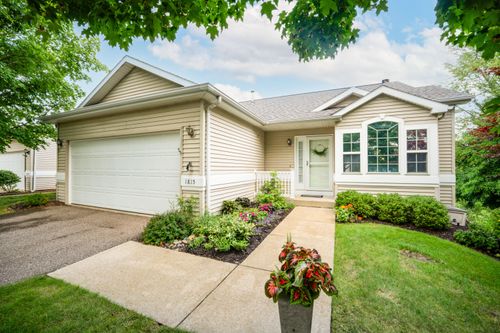 1815 Quail Cove Dr, Kalamazoo, MI, 49009-1893 | Card Image