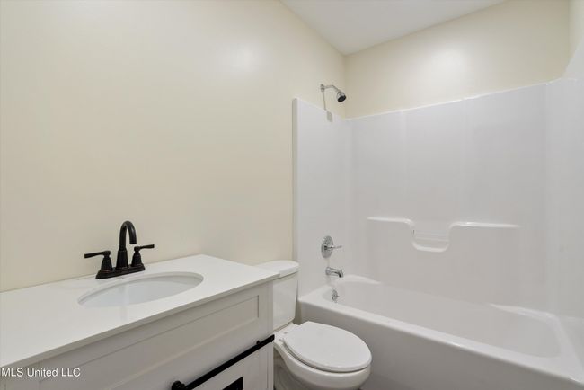 20-Bathroom 2 | Image 20