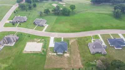 125 Birdie Drive, House other with 3 bedrooms, 3 bathrooms and null parking in Hempstead TX | Image 3