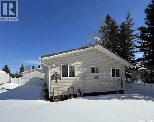8 White Birch Cres, Candle Lake, SK, S0J | Card Image