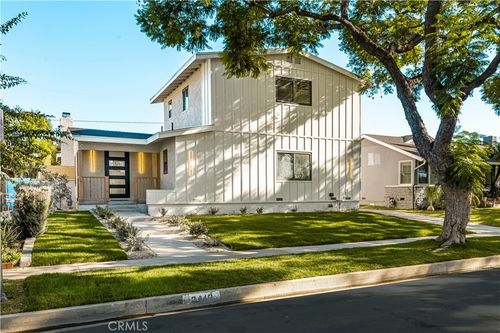 2440 Ostrom Ave, Long Beach, CA, 90815-2420 | Card Image