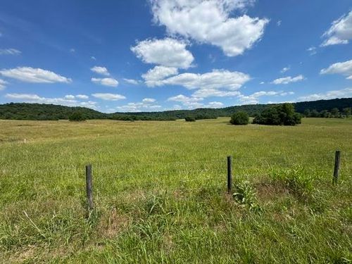 Tract 6 L And N Turnpike Road, Horse Cave, KY, 42749 | Card Image