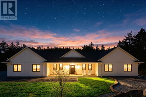 92 Aralia Lane, Upper Tantallon, NS, B3Z0P8 | Card Image