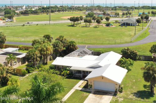 2105 Barracuda Ave, Melbourne Beach, FL, 32951-2909 | Card Image