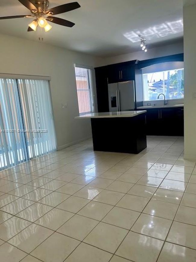0 - 6983 Sw 161 St Pl, House other with 3 bedrooms, 3 bathrooms and null parking in Miami FL | Image 7