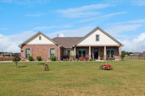 891 Cheyenne Trl, Trenton, TX, 75490-7321 | Card Image