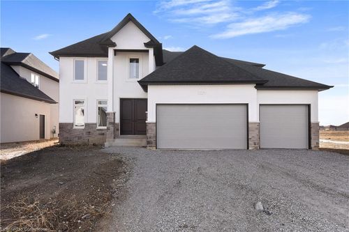 221 Cowan Crt, Amherstburg, ON, N9V0G9 | Card Image