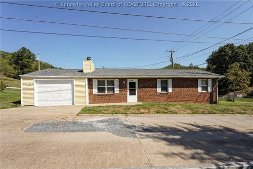 5302 Katie Ln, Cross Lanes, WV, 25313-1626 | Card Image