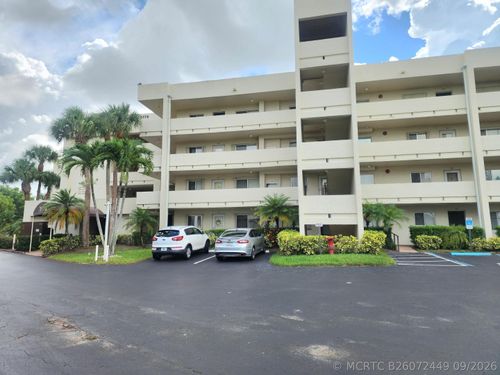 411-3178 Via Poinciana, Lake Worth, FL, 33467-3300 | Card Image
