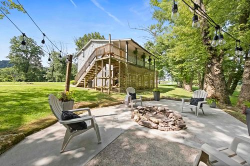 421 Treasure Cove Rd, Greenup, KY, 41144-8871 | Card Image