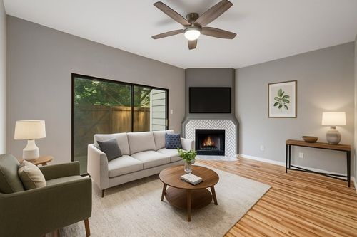 apt-27-11821 Bittern Holw, Austin, TX, 78758-3514 | Card Image