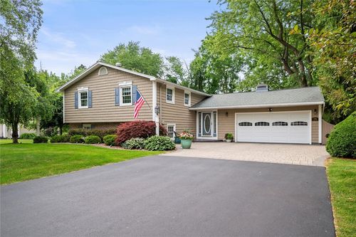 798 Hawthorne Place, Webster, NY, 14580 | Card Image
