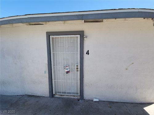 apt-4-2513 Cedar Ave, Las Vegas, NV, 89101-3427 | Card Image