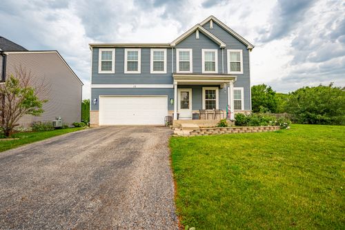 12 E Meadow Dr, Cortland, IL, 60112-4137 | Card Image