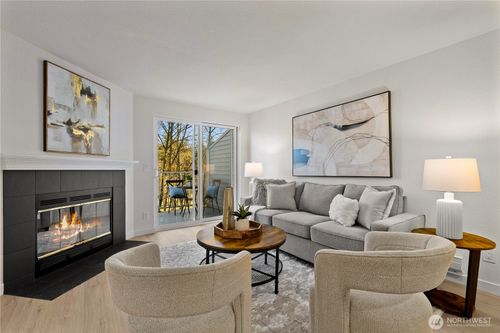 f301-12760 Ne 10th Place, Bellevue, WA, 98005 | Card Image