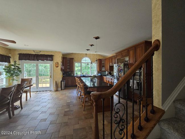 KITCHEN | Image 24