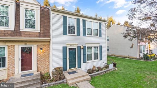 4453 Holly Ave, FAIRFAX, VA, 22030-6725 | Card Image