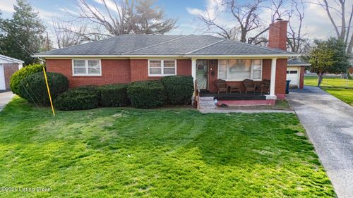 3 Ava Ct, Louisville, KY, 40216-4729 | Card Image