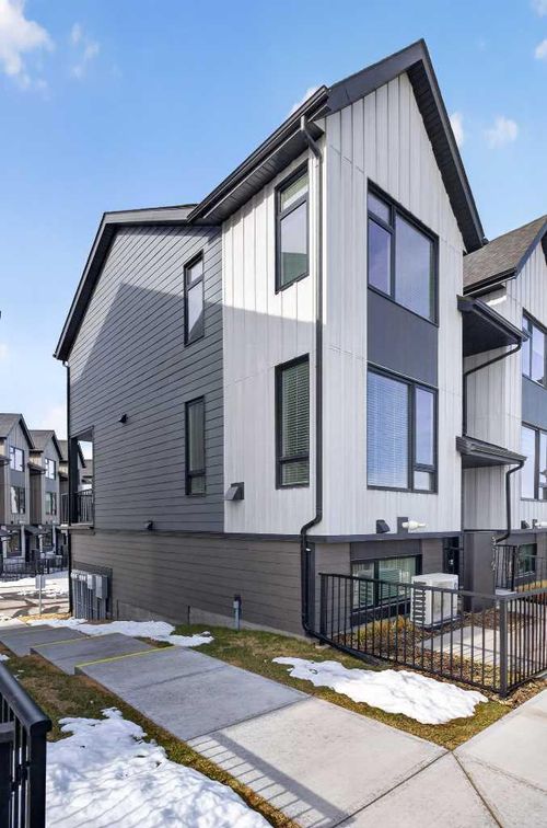 319-85 Sage Hill Hts Nw, Calgary, AB, T3R2E5 | Card Image