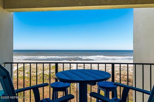 829 1st St S, Jacksonville Beach, FL, 32250-6673 | Card Image