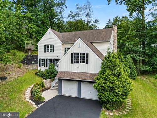 232 Vincent Rd, PAOLI, PA, 19301-1127 | Card Image