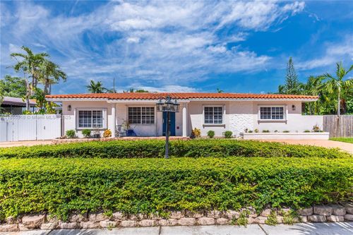 9901 Sw 35th Ter, Miami, FL, 33165-3929 | Card Image