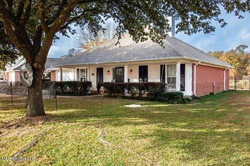 417 Westport Way, Flowood, MS, 39232-7543 | Card Image