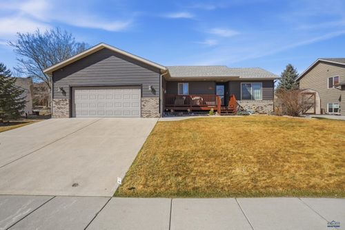 153 Savoy Cir, Rapid City, SD, 57701-5110 | Card Image
