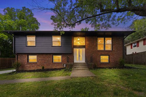548 Huntington Pkwy, Nashville, TN, 37211-5915 | Card Image
