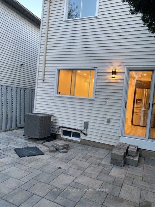 3459 Nighthawk Trail, House attached with 3 bedrooms, 5 bathrooms and 1 parking in Mississauga ON | Image 11
