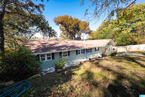 332 Lakeshore Ln, ONEONTA, AL, 35121-8558 | Card Image