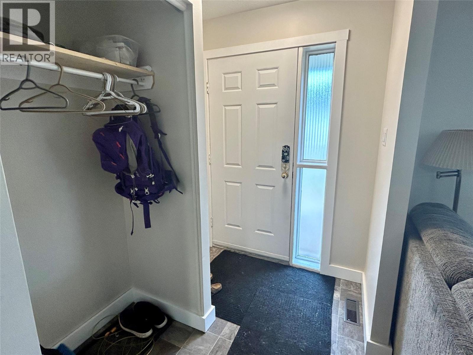 Residential in Tumbler Ridge 4