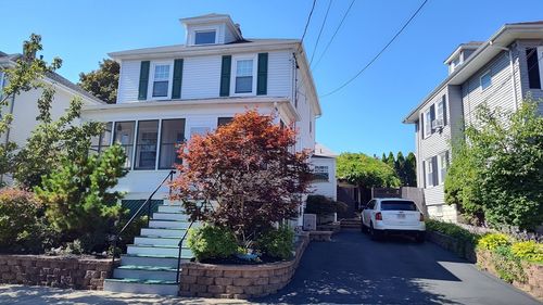42 Freeman Ave, Everett, MA, 02149-5205 | Card Image