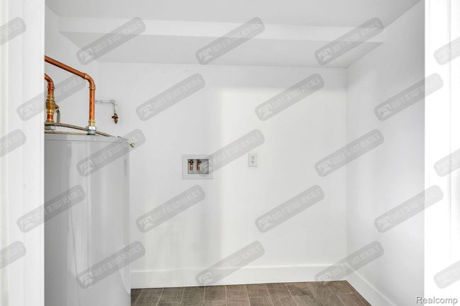 4504 unit # 5 Oakwood Boulevard, Condo with 2 bedrooms, 1 bathrooms and null parking in Melvindale MI | Image 17