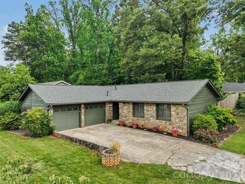 21 Glen Meadows Rd, Arden, NC, 28704-8454 | Card Image