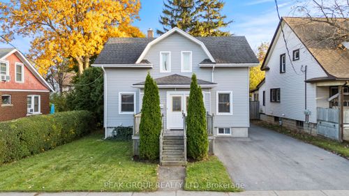 4732 Ryerson Cres, Niagara Falls, ON, L2E1E5 | Card Image