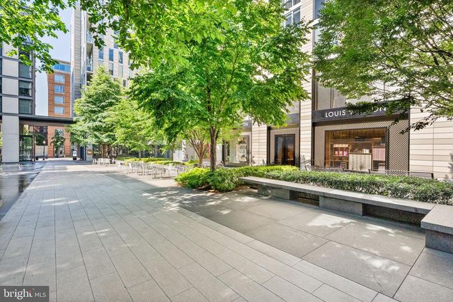 APT-810 - 925 H St Nw, Condo with 2 bedrooms, 3 bathrooms and null parking in WASHINGTON DC | Image 63